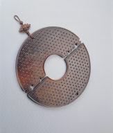 Segmented jade bi disk. Segmented bi disk with grain pattern
