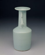 Celadon vase with phoenix-shaped handles