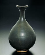 Pot with black glaze and oil spots