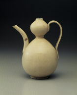 Gourd-shaped pitcher with white glaze