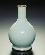 Gallbladder-shaped vase with sky-blue glaze