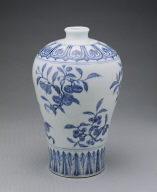 Covered vase with design of flowers and fruits in underglaze blue(unmarked)