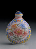 Glass bodied painted enamel snuff bottle with floral design