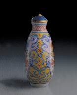 Glass bodied painted enamel snuff bottle with floral design