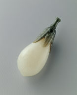 Jade eggplant-shaped snuff bottles
