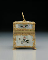 Gilt box inlaid with shell contains cosmetic bottles, knife, etc.