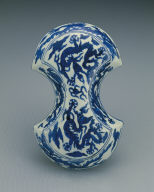 Silver ingot-shaped box with clouds and dragons in underglaze blue