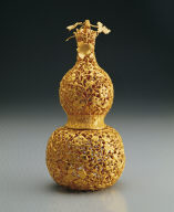 Gold gourds wth decorations of assorted auspicious motifs
