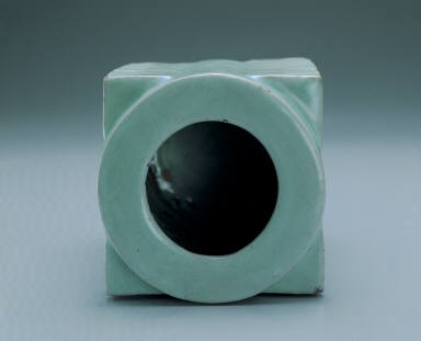 Cong-like vase with light bluish-green glaze