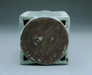 Cong-like vase with light bluish-green glaze