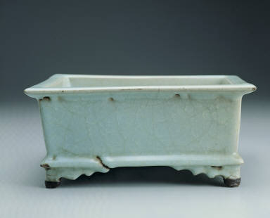 Rectangular basin with light bluish-green glaze