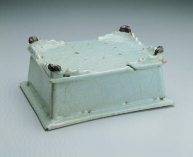 Rectangular basin with light bluish-green glaze