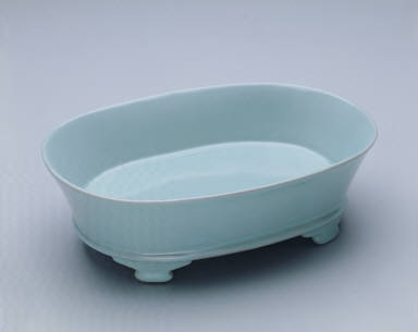 Narcissus basin with light bluish-green glaze