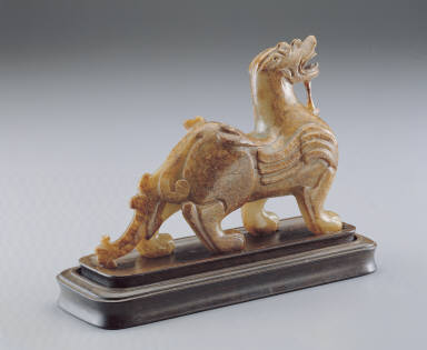 Chimera(bi-xie), Jade amulet in the shape of a winged beast