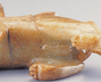 Chimera(bi-xie), Jade amulet in the shape of a winged beast