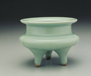 Celadon censer in the form of a li tripod
