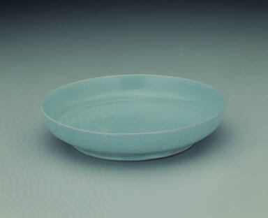 Dish with light bluish-green glaze