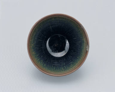 Bowl in black glaze with hare's fur striations