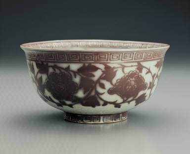 Bowl with floral design in underglaze red