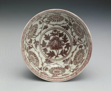 Bowl with floral design in underglaze red