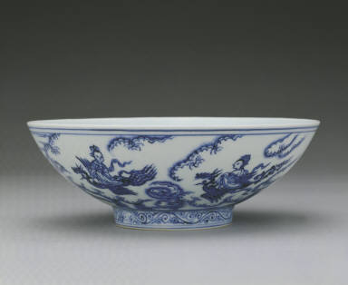 Bowl with underglaze-blue illustration of fairies on phoenixes