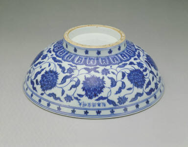 Large bowl with underglaze-blue decoration of paeonia scrolls