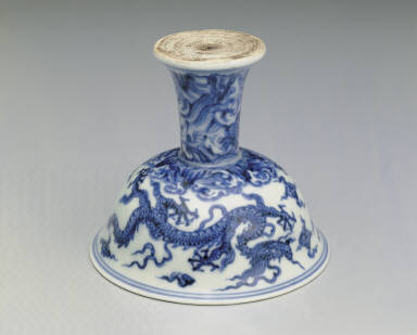 Stem cup with underglaze-blue decoration of with clouds, dragons and billows