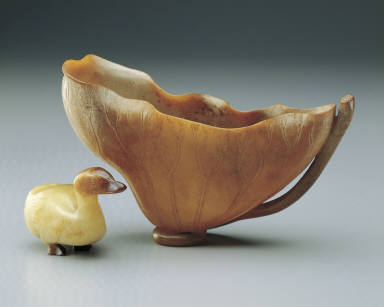 Jade duck. Jade brush washer