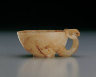 Jade cup with chi-dragon handle