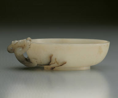 Jade cup with chi-dragon handle