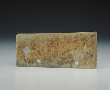 Three-holed jade yue axe