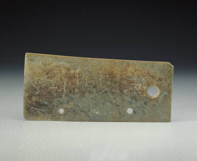 Three-holed jade yue axe