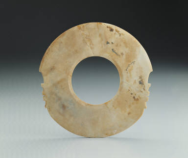 Jade notched bi disk