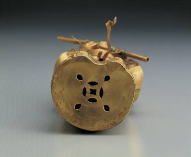 Gold sculpture of The Eight Immortals: Lan Cai-he