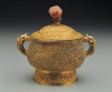 Gold censer with dragon decor