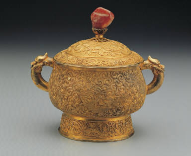 Gold censer with dragon decor