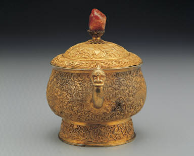 Gold censer with dragon decor