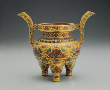 Champleve censer with lotus-spray decoration