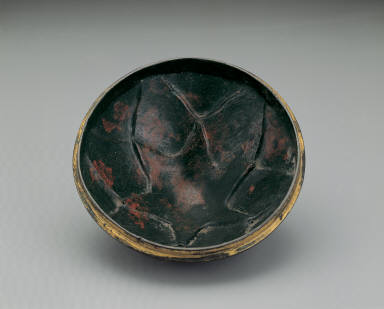 Gilt animal-footed Zun with landscape scenes