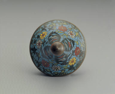 Cloisonne ewer with grapevine decor