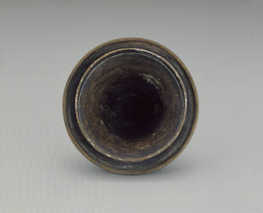 Cloisonne ewer with grapevine decor