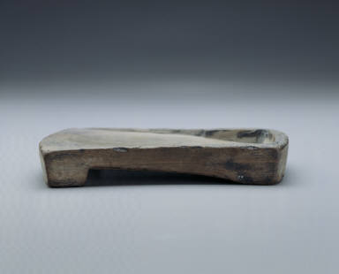 Inkstone shaped as the character feng(wind), Hu-cun stone