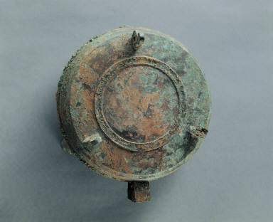 Bronze lamp with tile pattern