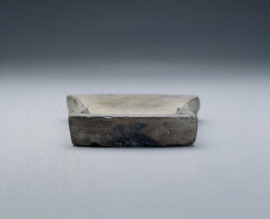 Inkstone shaped as the character feng(wind), Hu-cun stone