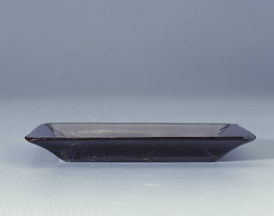 Square dish with black lacquer