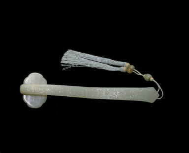 Jade ru-yi scepter with inscription of Emperor Qian-long's poems of 1754 and 1771