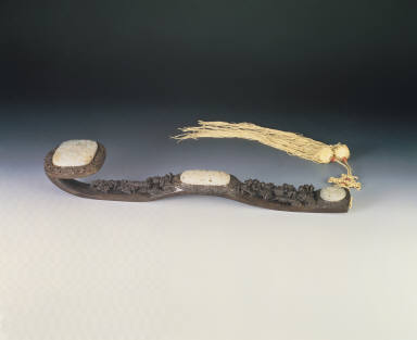 Red sandalwood ru-yi scepter, with medallions inlaid with jade and back of shaft inscribed with Emperor Qian-long's prose-poem of 1773