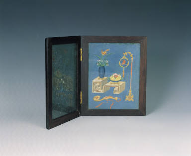 Album-style boxwood folding screen with interior frames of redwood, featuring decorations of assorted auspicious and well-wishing motifs