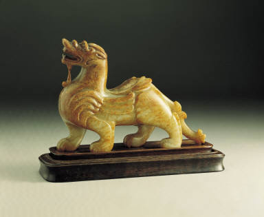 Chimera(bi-xie), Jade amulet in the shape of a winged beast