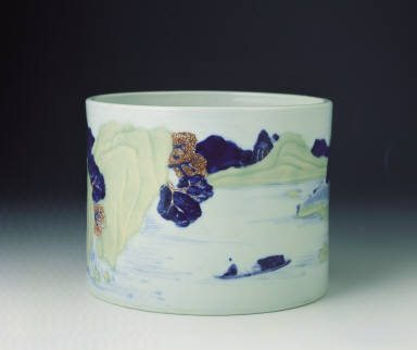 A three-color underglaze brush-holder